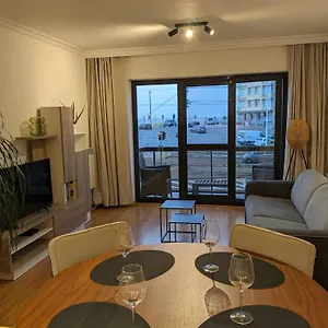 Vista Linda, Vlak Bij Zeedijk En Appartement Oostende